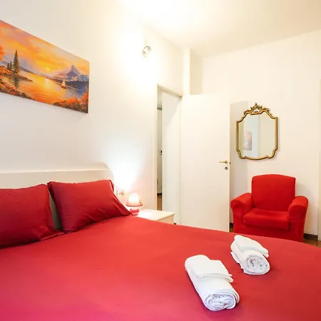 Front - And Station 2' - Wifi Apartment *