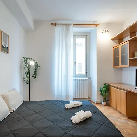Front - And Station 2' - Wifi Apartment